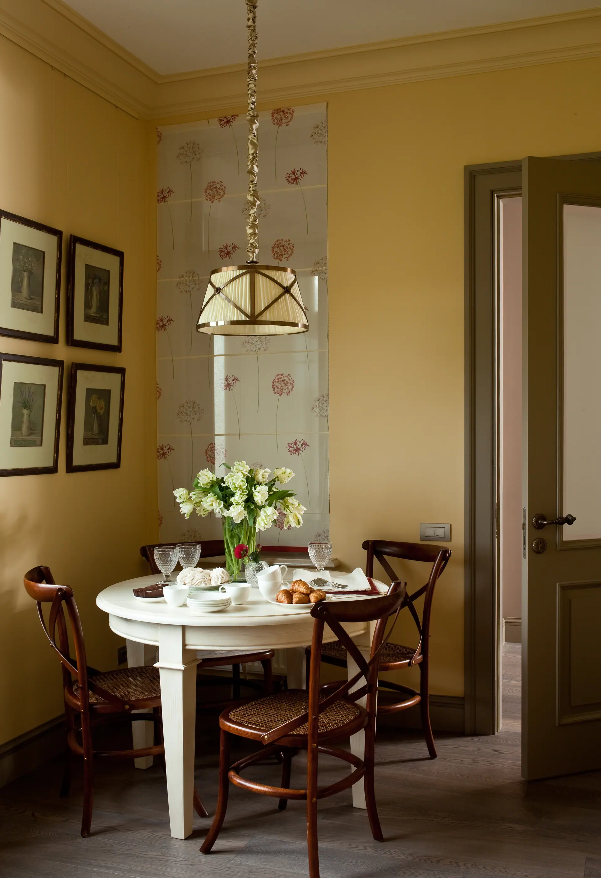 Grafskie Ponds residence interior