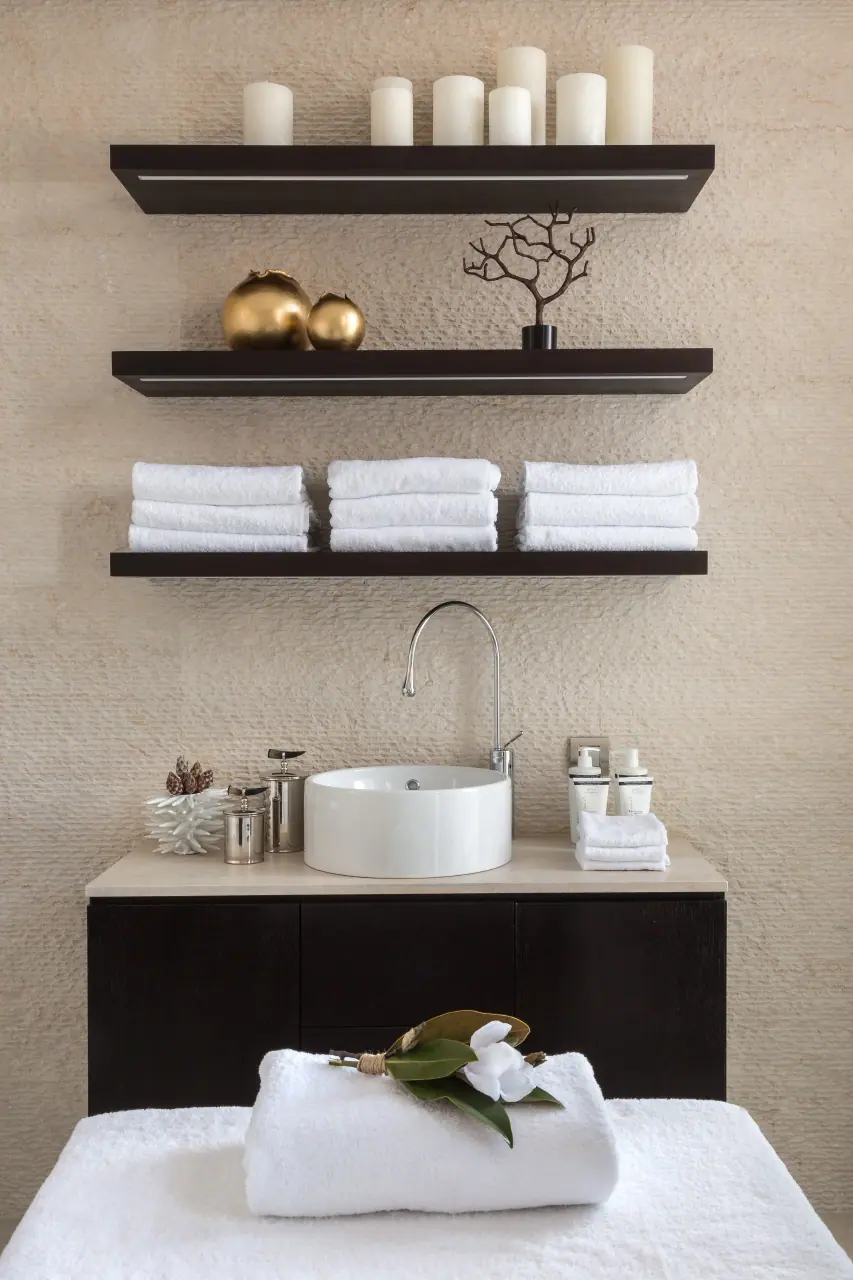 Cascade residence interior